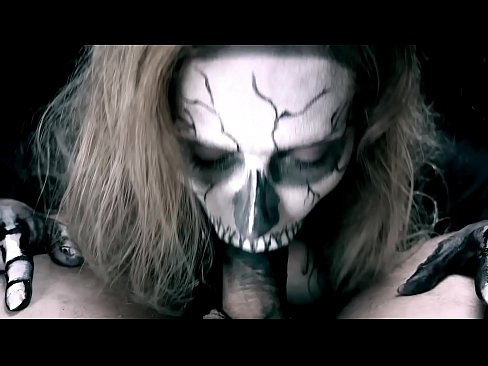 ❤️ Demonsko dekle sesa kurca s svojimi črnimi usti in pogoltne spermo. ❤️❌ Porno na sl.redpornpictures.ru ❌️